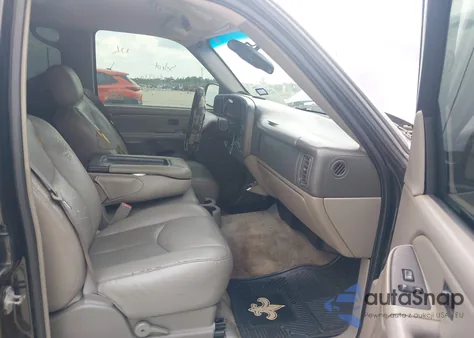 2005 Chevrolet Tahoe Ls из США, поврежденный, VIN 1GNEC13V35R270800